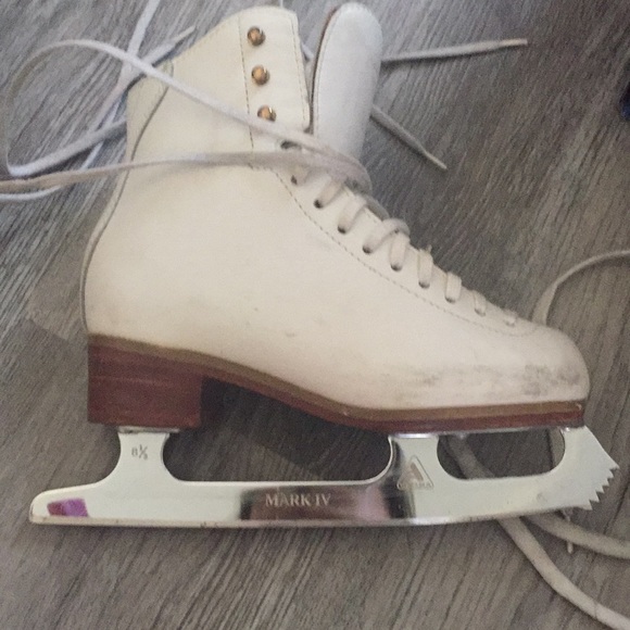 ice skates✨ - Picture 3 of 8